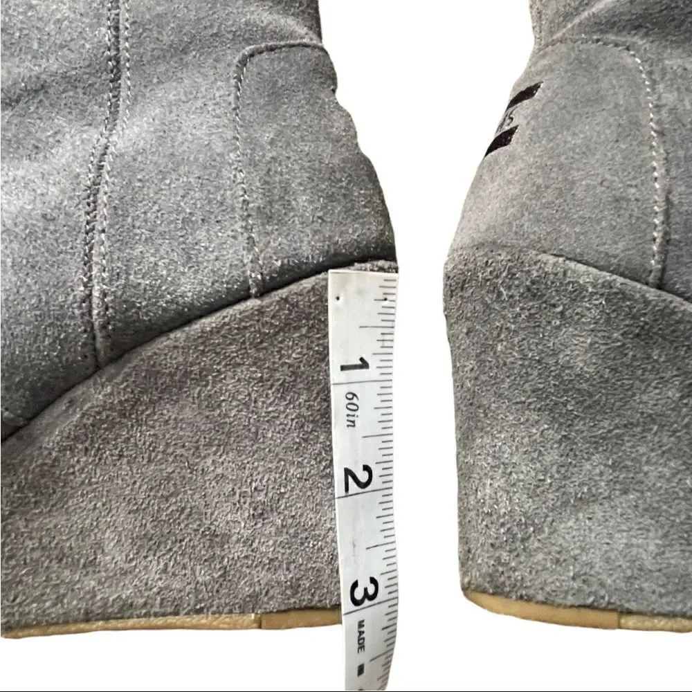 TOMS Desert Gray Suede Wedge Bootie Size 7